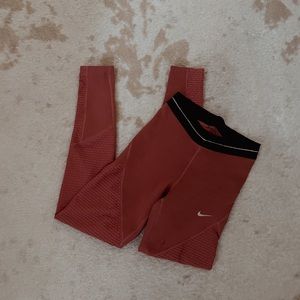 Nike burnt orange leggings